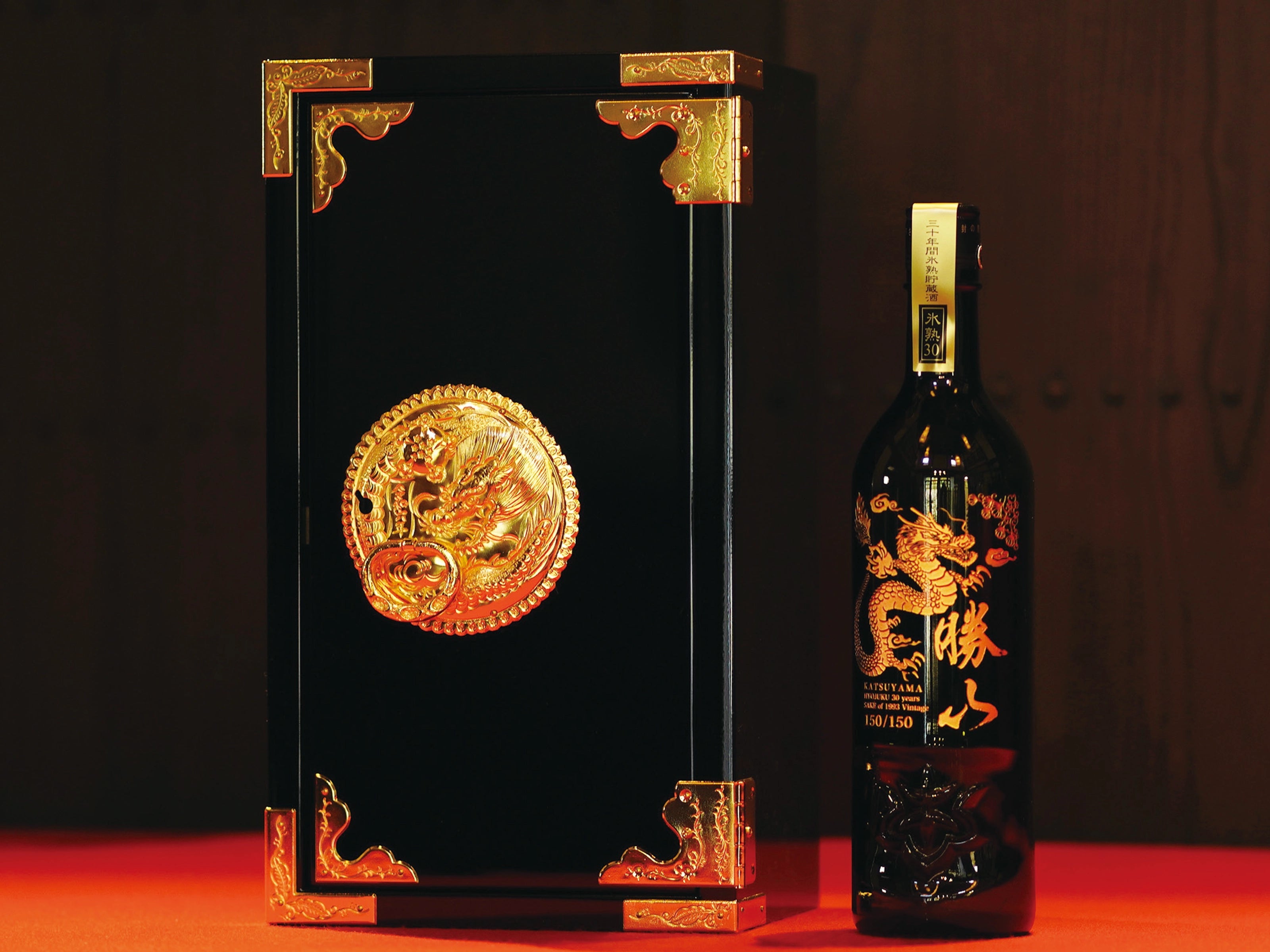 限定150本生産】勝山 大吟醸 30年間氷熟貯蔵酒 仙臺箪笥入り | 日本酒 